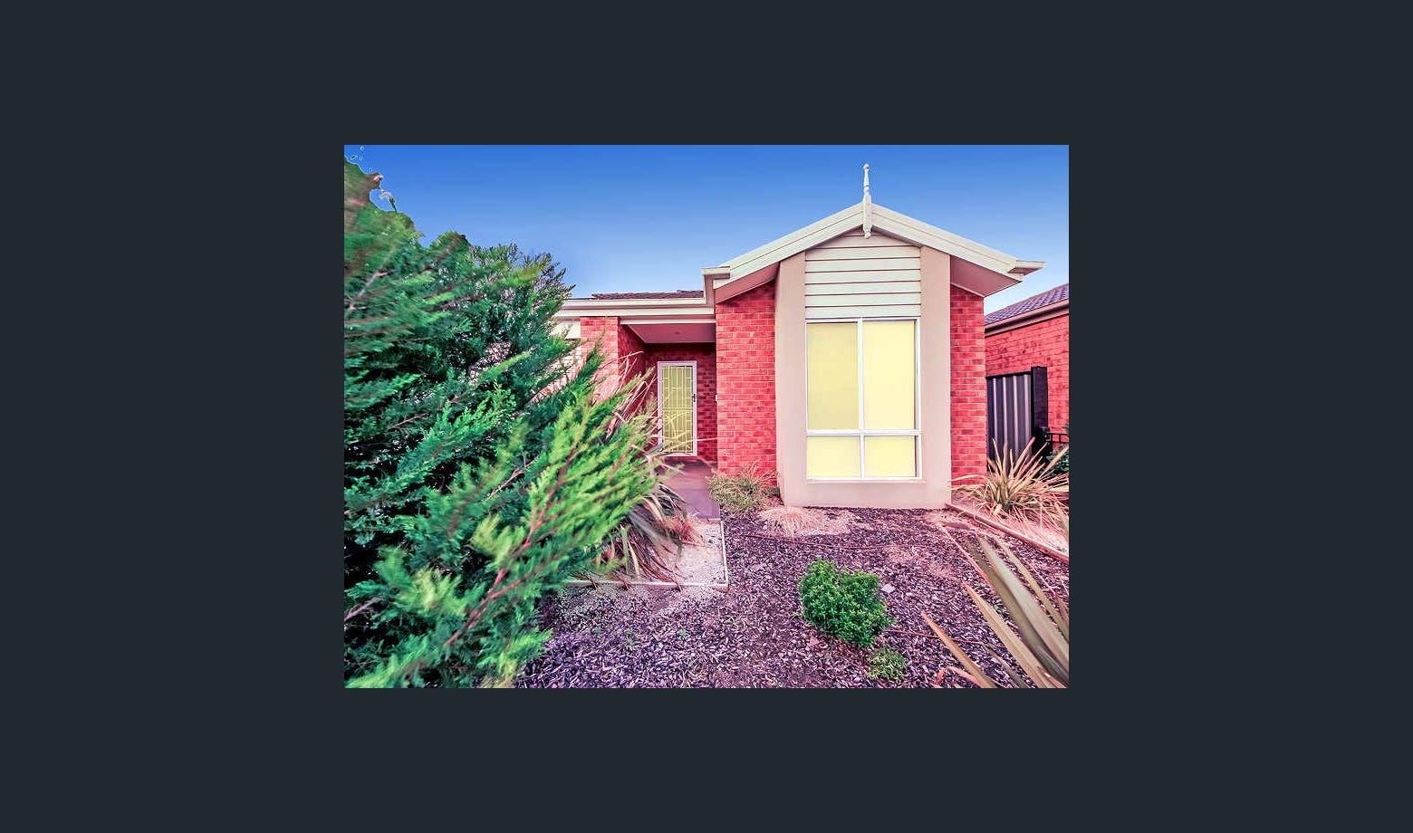4 bedrooms House in 19 Inverell Parkway TARNEIT VIC, 3029
