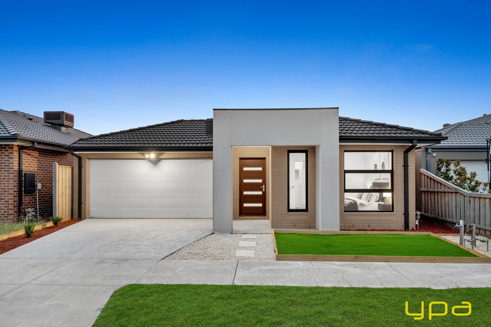 4 bedrooms House in 84 Beatrix Circuit OFFICER VIC, 3809