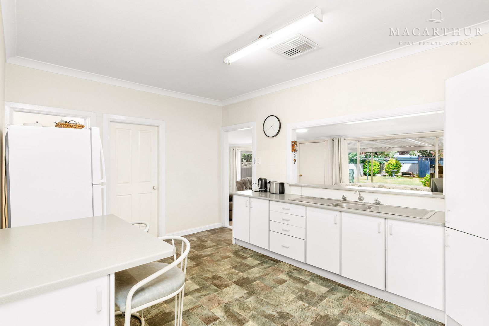 190 Ashmont Avenue, Ashmont NSW 2650, Image 1