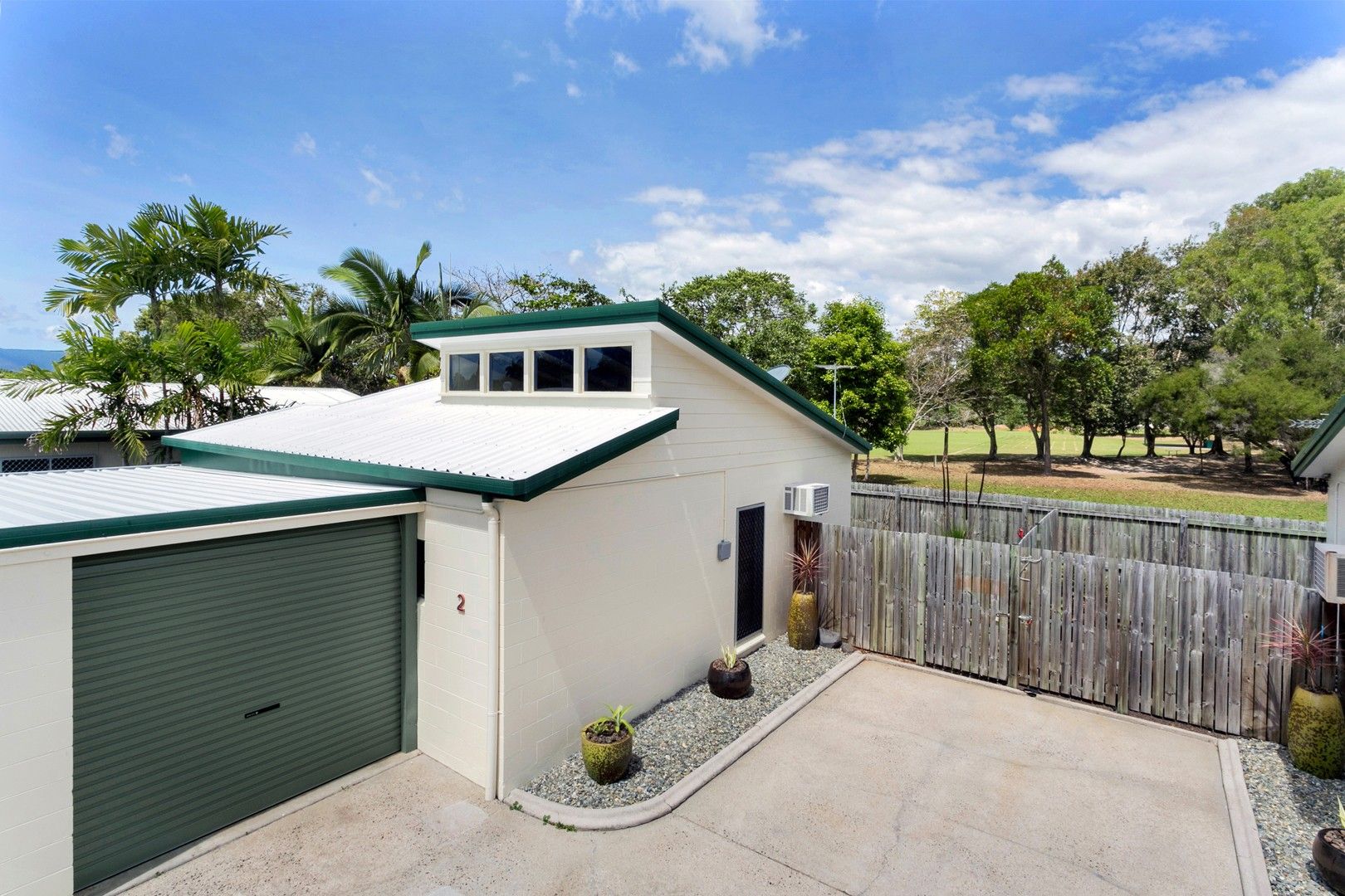 2/27 Brooks Street, Whitfield QLD 4870, Image 0