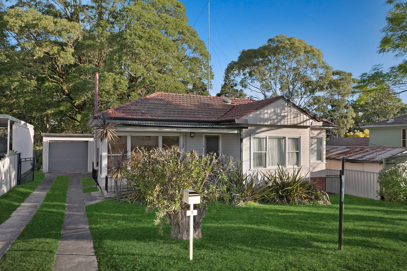 1 Wayne Place, Cardiff NSW 2285, Image 0