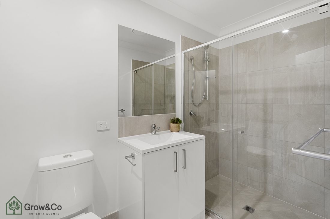 1 bedrooms Apartment / Unit / Flat in 2/3 Coutts Drive BURPENGARY QLD, 4505