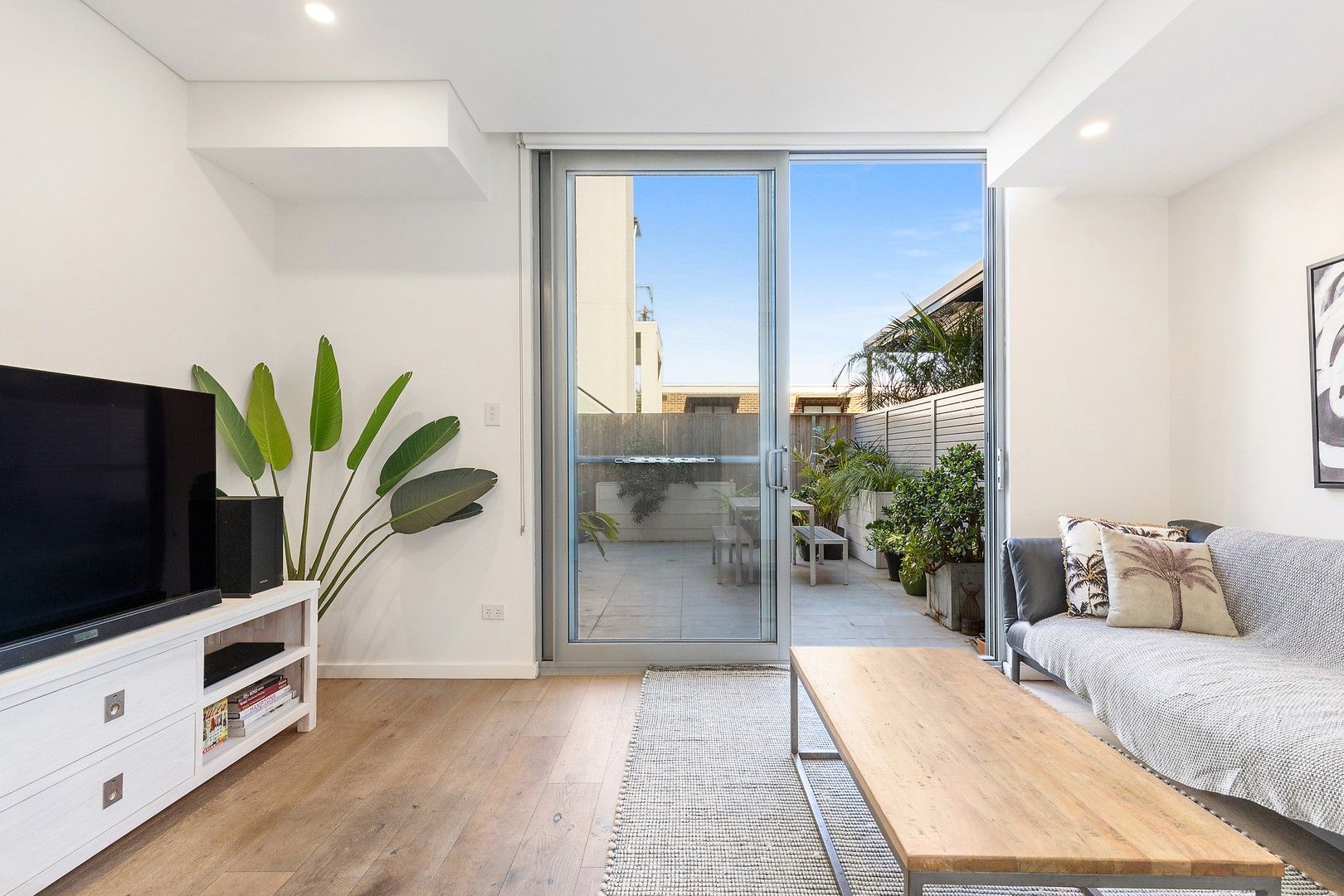 2 bedrooms Apartment / Unit / Flat in 202/23 Rosebery Avenue ROSEBERY NSW, 2018
