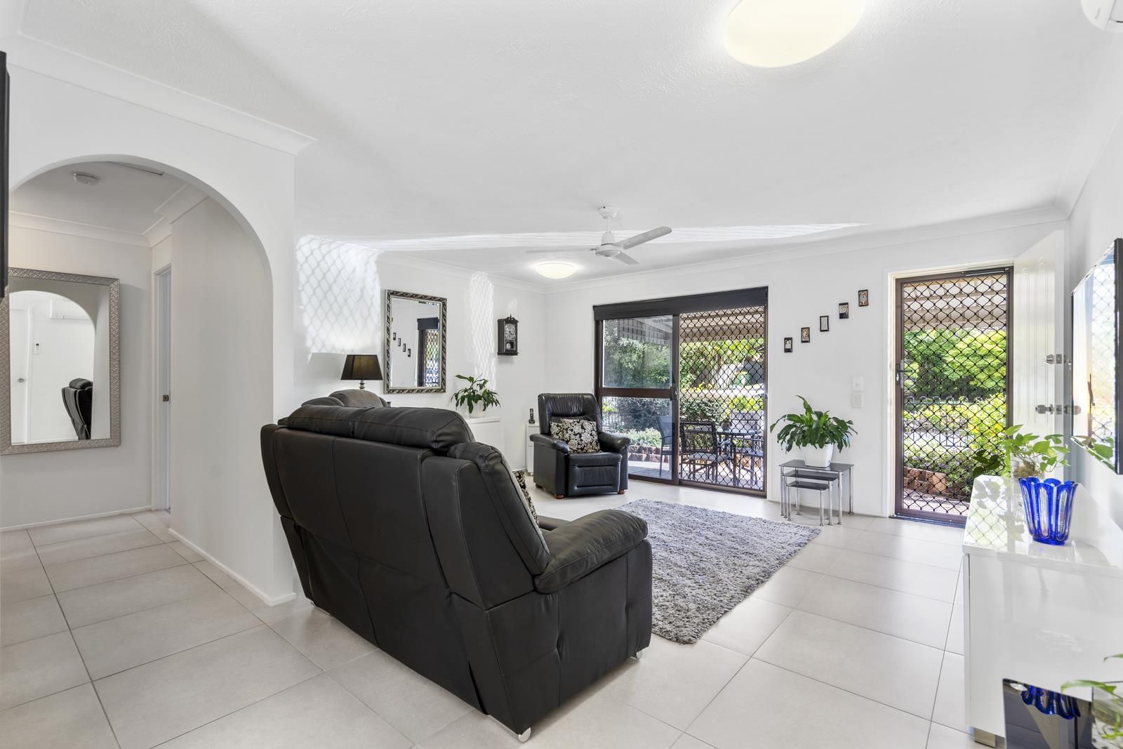 2/43 Treeview Drive, Burleigh Waters QLD 4220, Image 1