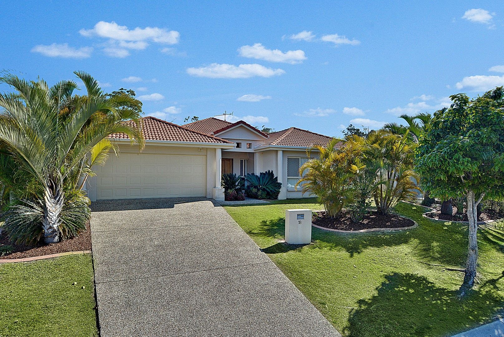 18 Campbellville Circuit, Pelican Waters QLD 4551, Image 0