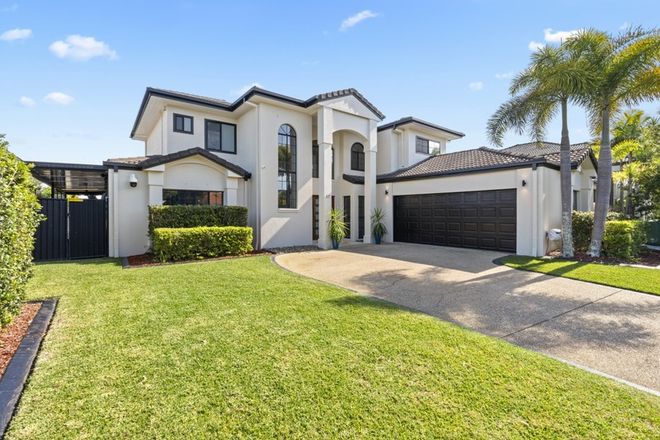 Picture of 17 Calmwater Crescent, HELENSVALE QLD 4212