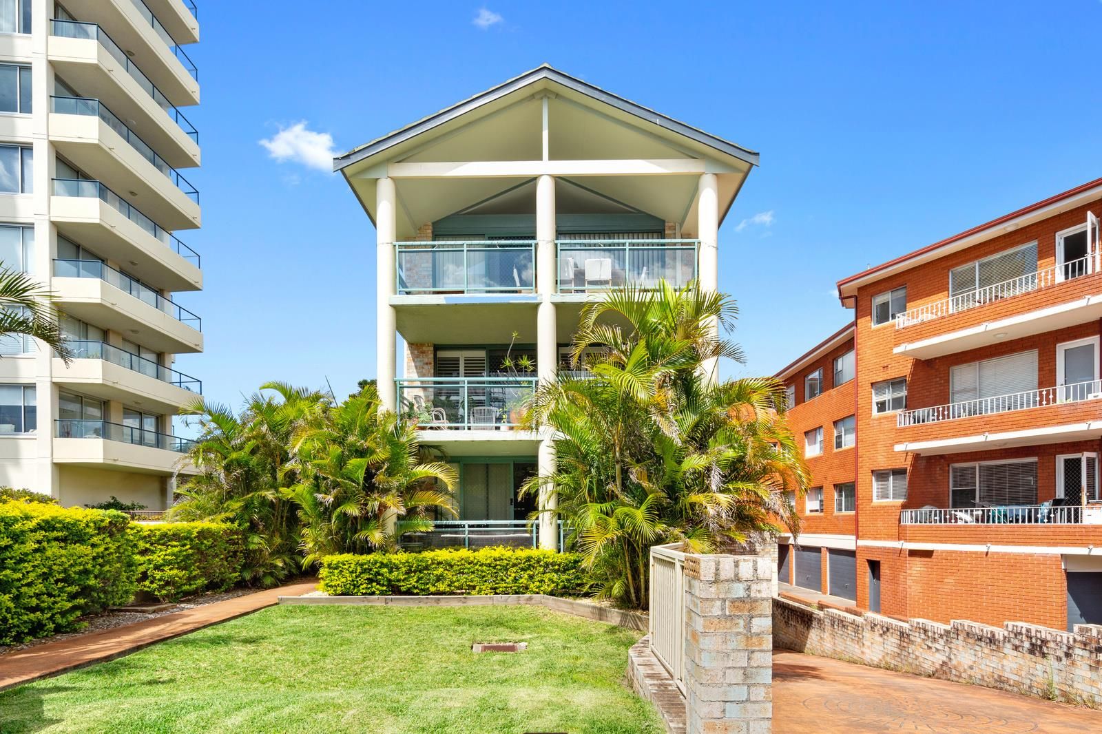 2/14 Waratah Street, Cronulla Property History & Address Research