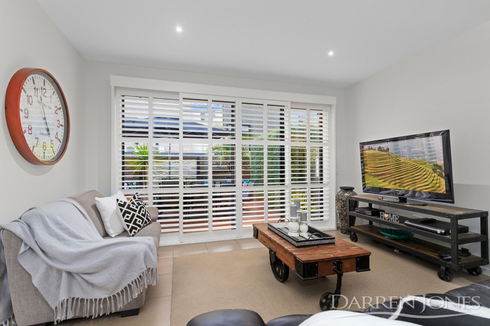 10 Sun Orchid Circuit, St Helena VIC 3088, Image 2