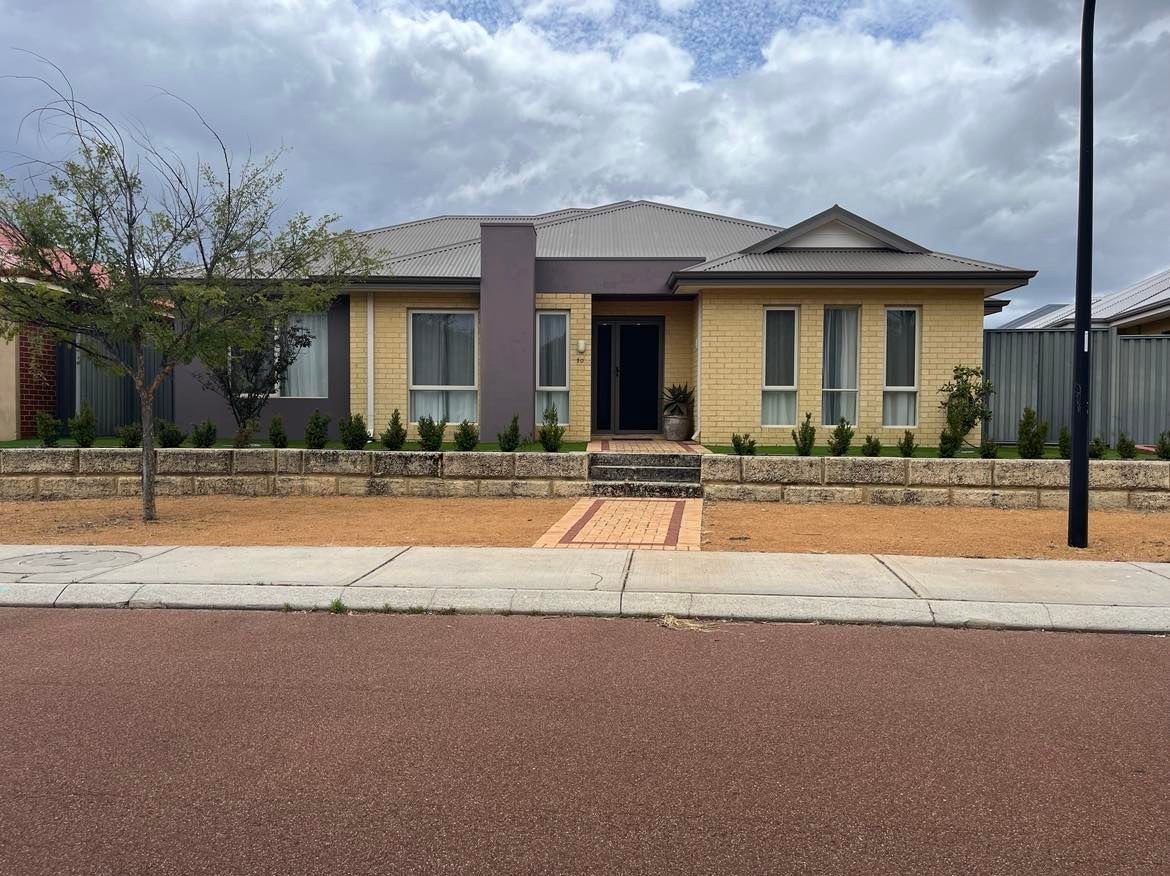4 bedrooms House in 10 Vellum Loop AVELEY WA, 6069