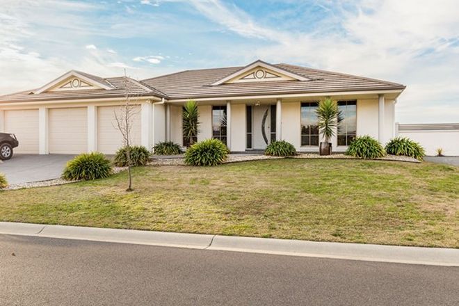 Picture of 6 Fitzpatrick Place, BOWENFELS NSW 2790