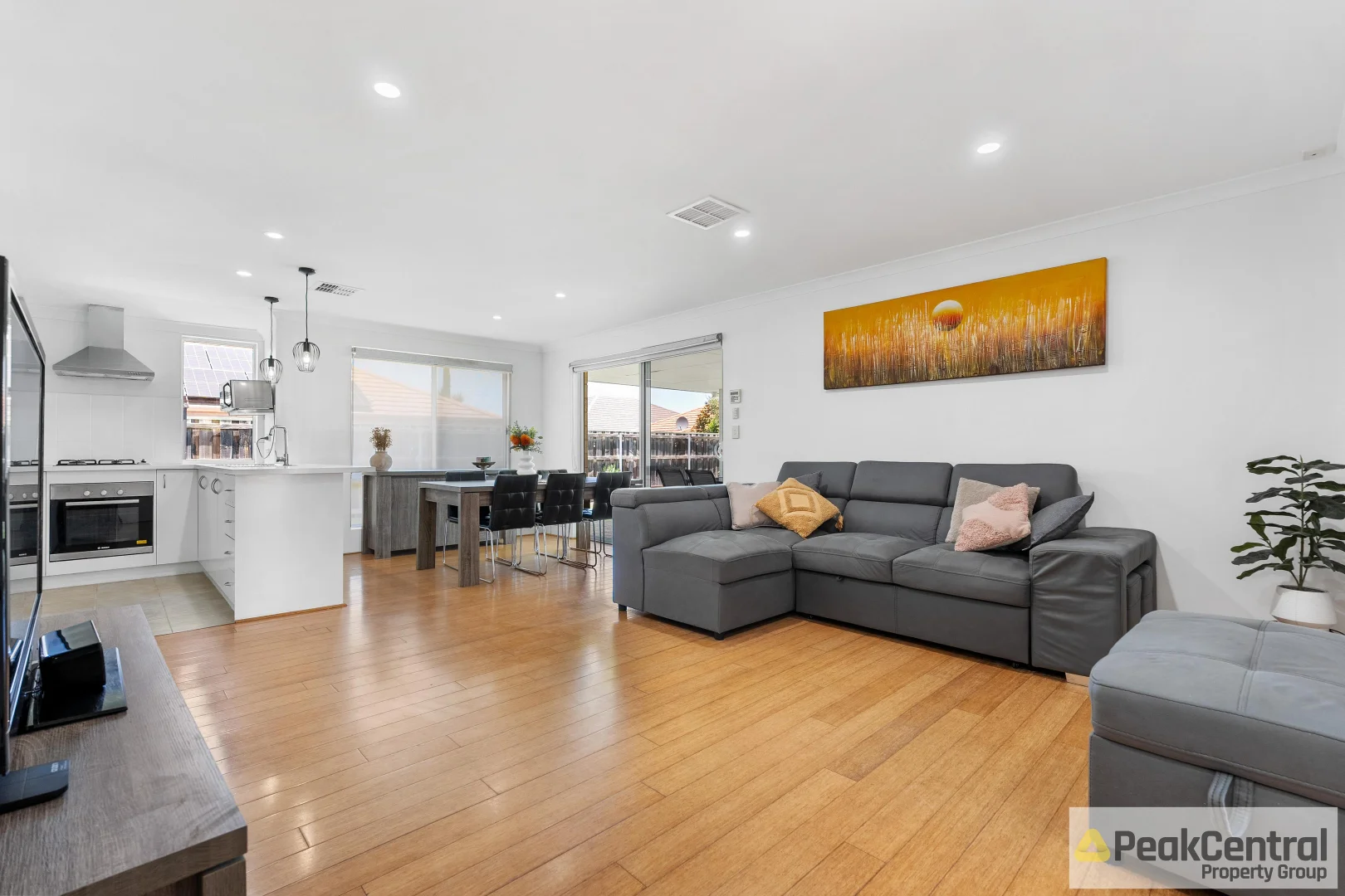 Additional image 12 of 4 Ardmore Parade, Ellenbrook WA 6069