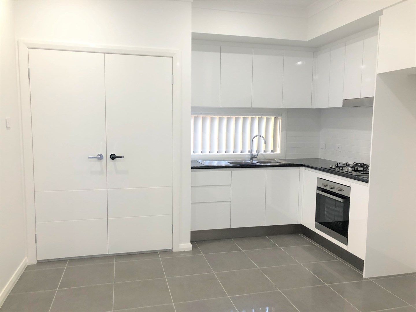 2 bedrooms Apartment / Unit / Flat in 1a Minns Street CLAYMORE NSW, 2559