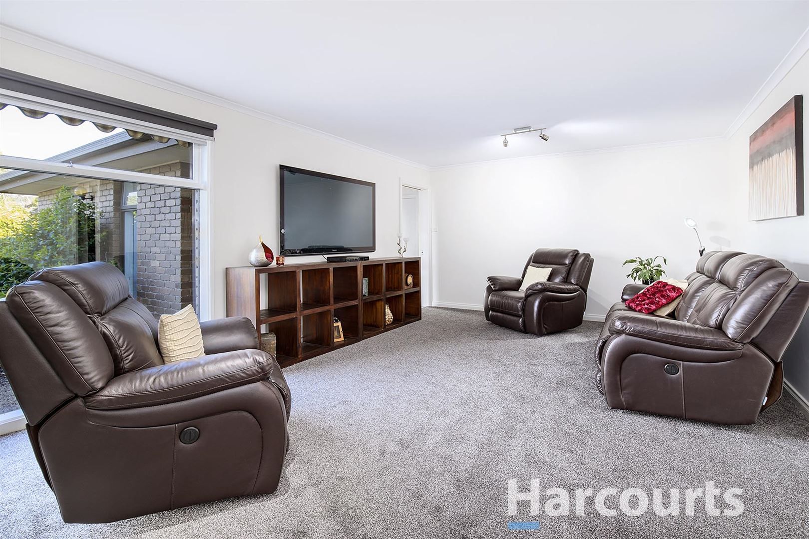 33 Rowson Street, Boronia VIC 3155, Image 2