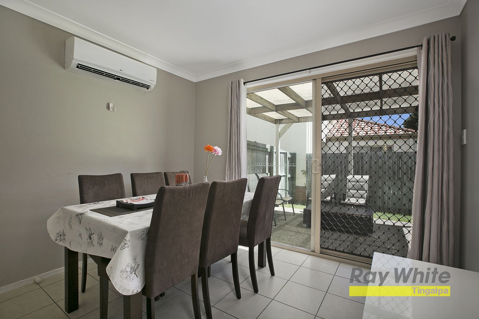 102/25 Dasyure Place, Wynnum West QLD 4178, Image 2