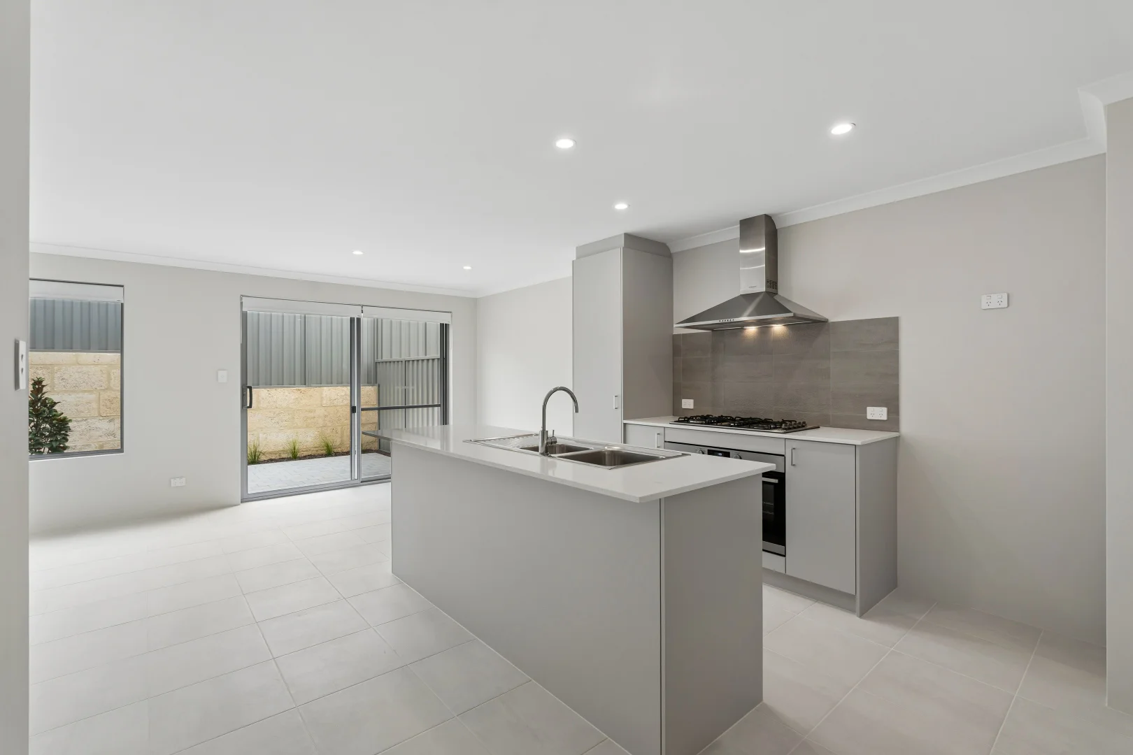 Additional image 2 of 23 Buccaneer Road, Eglinton WA 6034