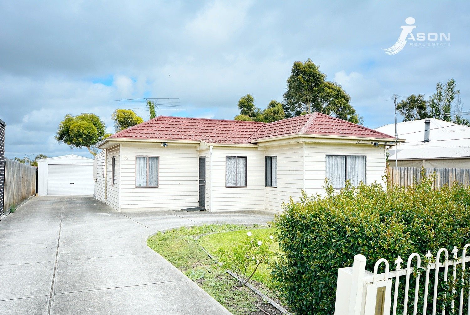 15 Birch Avenue, Tullamarine VIC 3043, Image 1