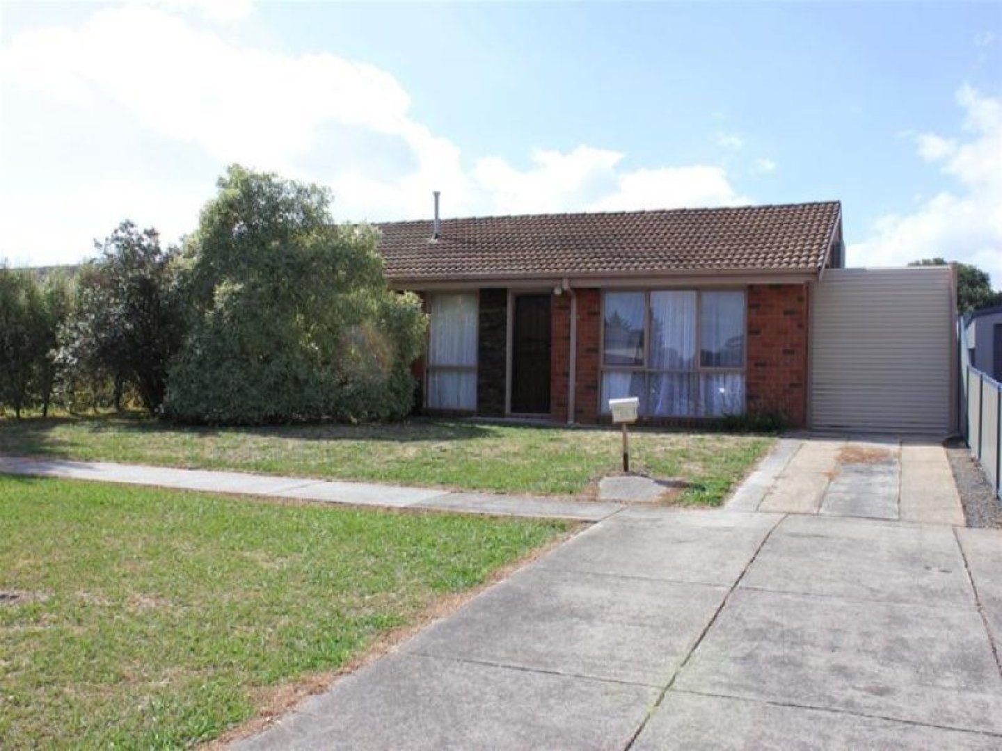 38 Kennington Park Drive, Endeavour Hills VIC 3802 House For Rent