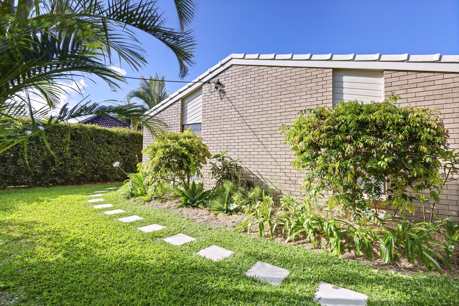 1/62-64 Broadwater Avenue, Maroochydore QLD 4558, Image 2