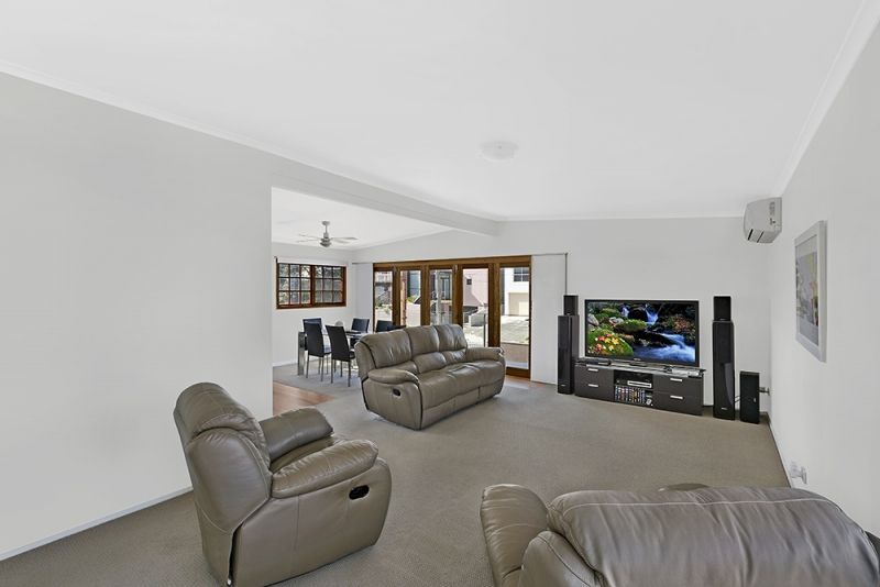 10 Curtis Parade, The Entrance North NSW 2261, Image 2
