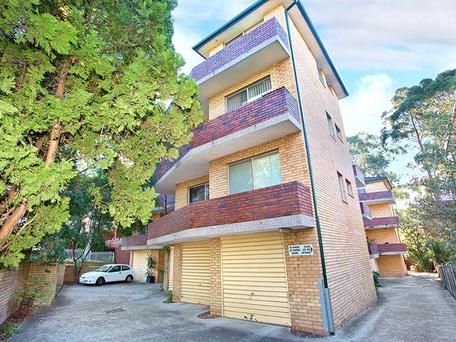 2 bedrooms Apartment / Unit / Flat in 1/16-18 Carlton Parade CARLTON NSW, 2218