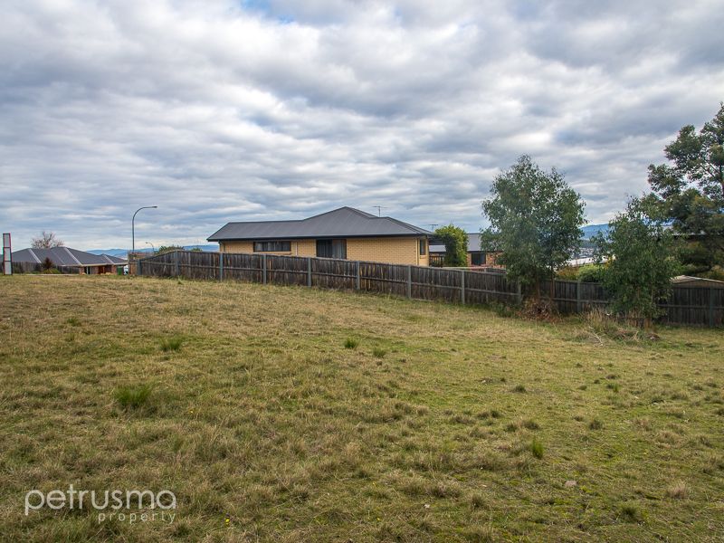 27 Ivy Close, OAKDOWNS TAS 7019, Image 2