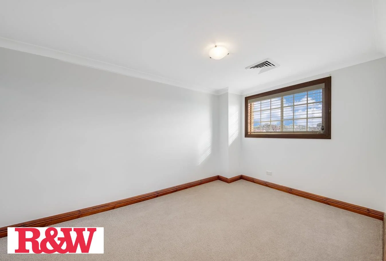 Additional image 10 of 1 Beltana Place, Glen Alpine NSW 2560