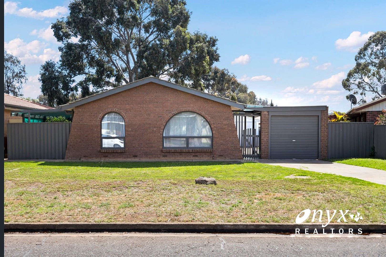3 bedrooms House in 26 Rogers Crescent PARALOWIE SA, 5108