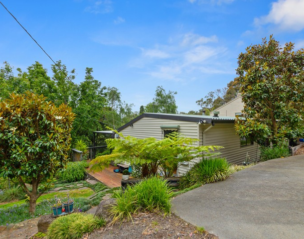 17 Old Forest Road, The Basin VIC 3154