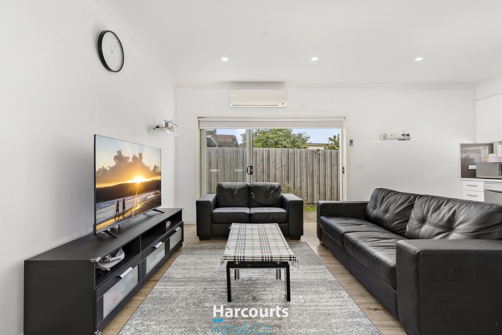 2 bedrooms Townhouse in 4/6 Tabilk Street FAWKNER VIC, 3060