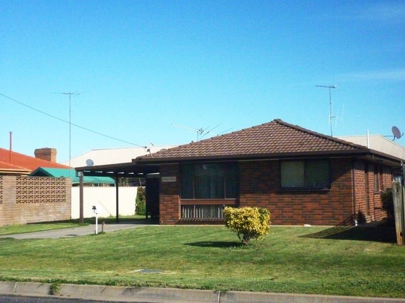 2 bedrooms Apartment / Unit / Flat in 5 Aitken Street COROWA NSW, 2646