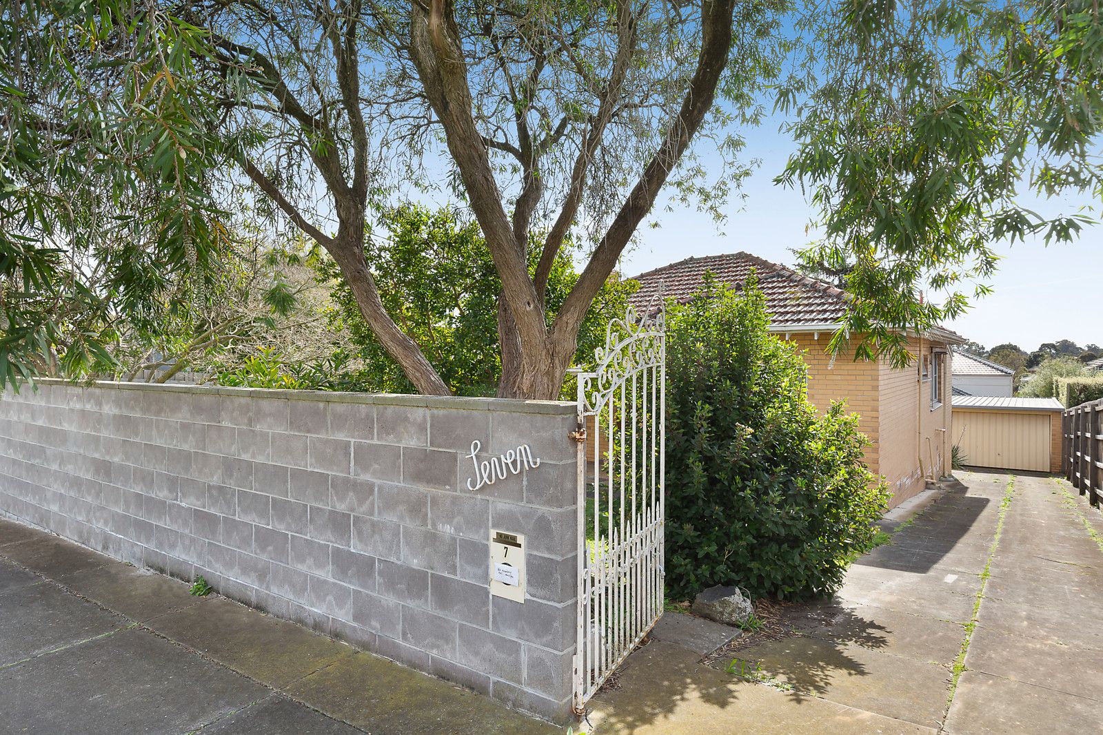 7 Parkdale Avenue, Balwyn VIC 3103, Image 2