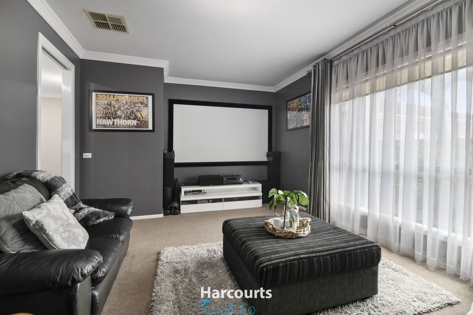 28 Loughton Avenue, Epping VIC 3076, Image 2