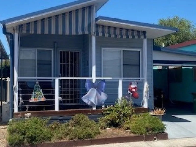 Neat & tidy 2 bedroom, Belmont