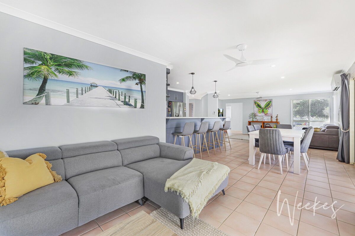 4 bedrooms House in 8 St Marys Court KEPNOCK QLD, 4670