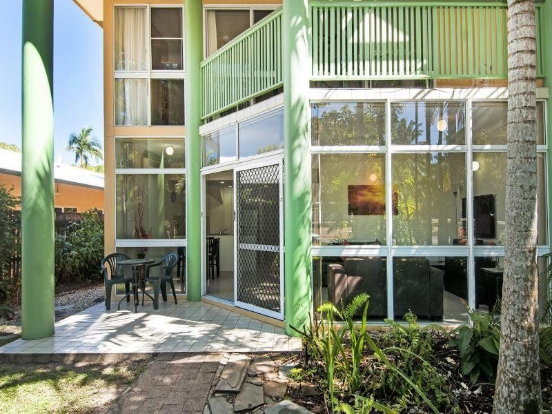 2/119 Davidson Street, PORT DOUGLAS QLD 4877, Image 2