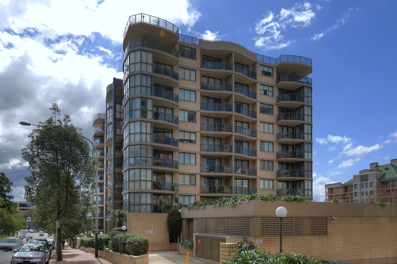 2 bedrooms Apartment / Unit / Flat in 19-23 Herbert Street ST LEONARDS NSW, 2065