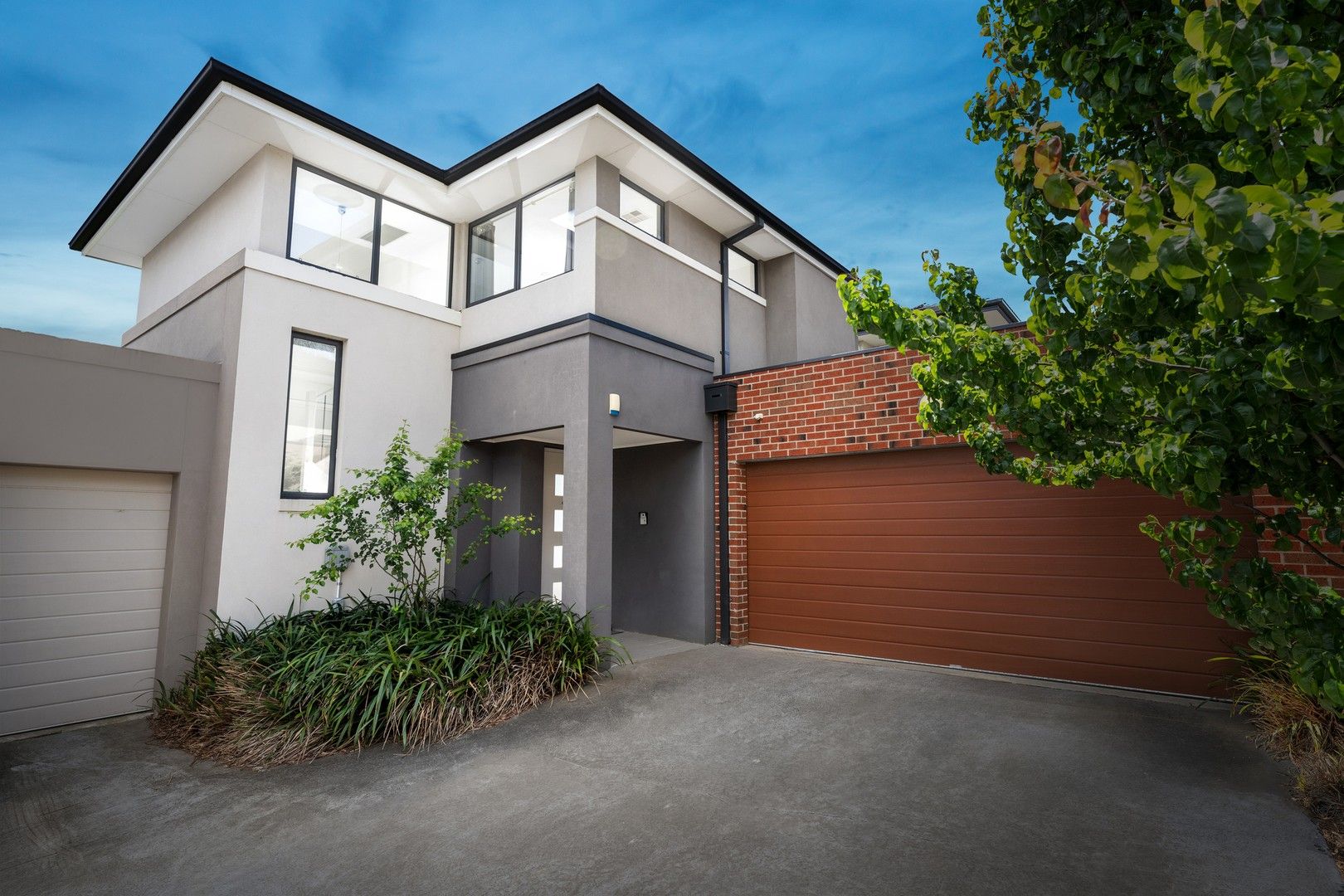 3 bedrooms Townhouse in 4/4 Barkly Street BOX HILL VIC, 3128