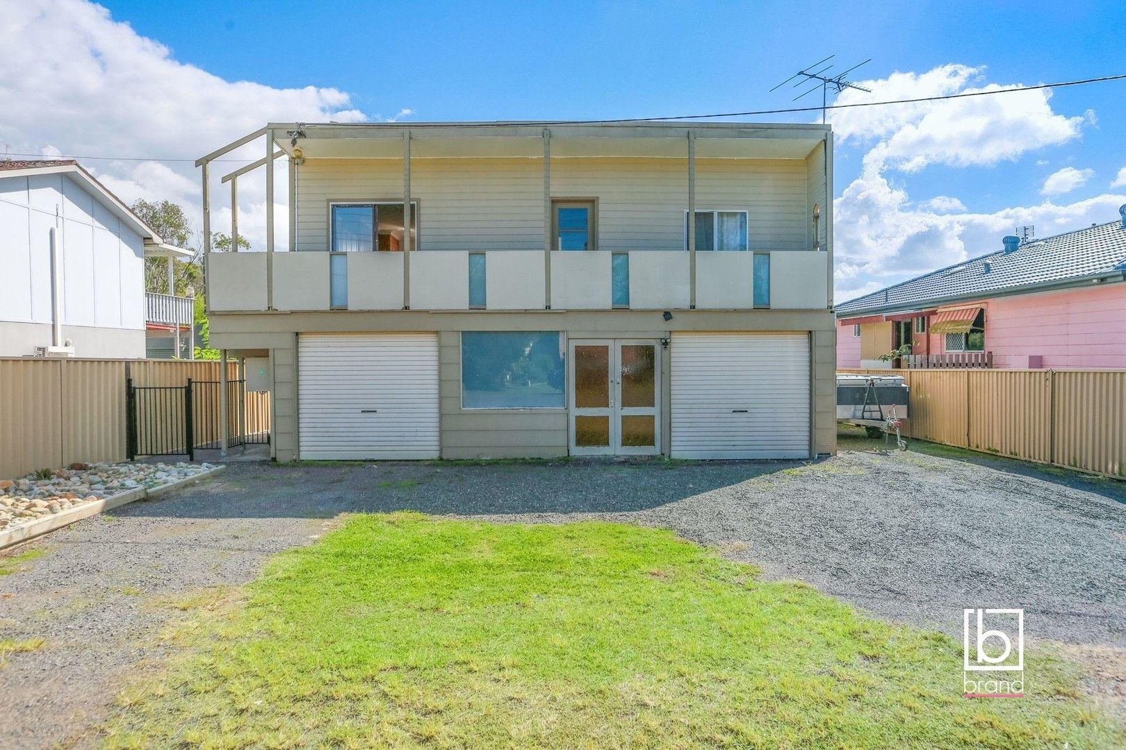 2 bedrooms House in 37 Allambee Crescent BLUE HAVEN NSW, 2262