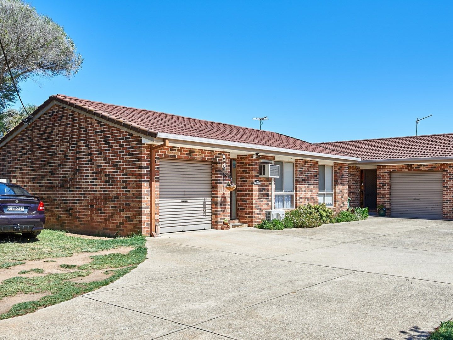 1/19 Bulolo Street, Ashmont NSW 2650, Image 0