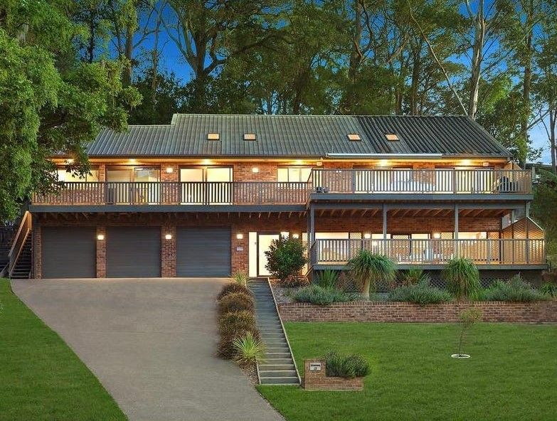 4 bedrooms House in 12 Parrendi Close AVOCA BEACH NSW, 2251