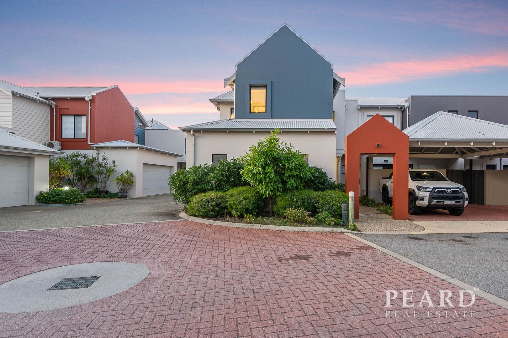 3 bedrooms House in 4 Kulbardi Loop ASCOT WA, 6104