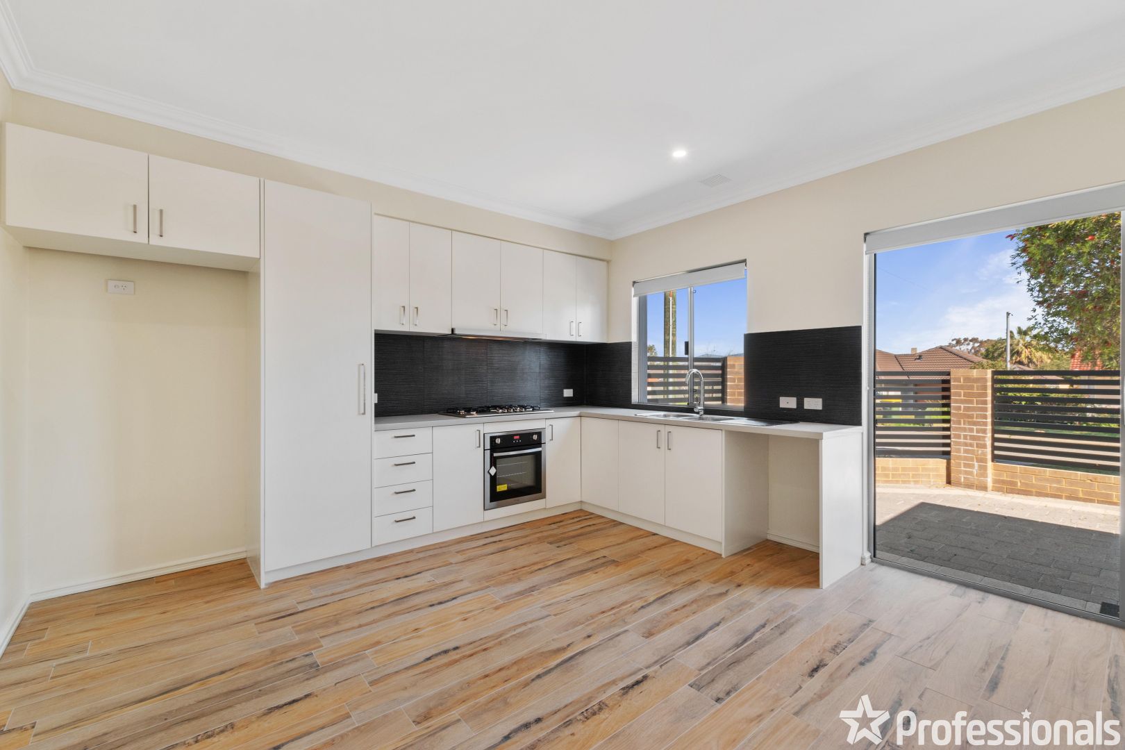 8A Mentone Road, Balga WA 6061, Image 2