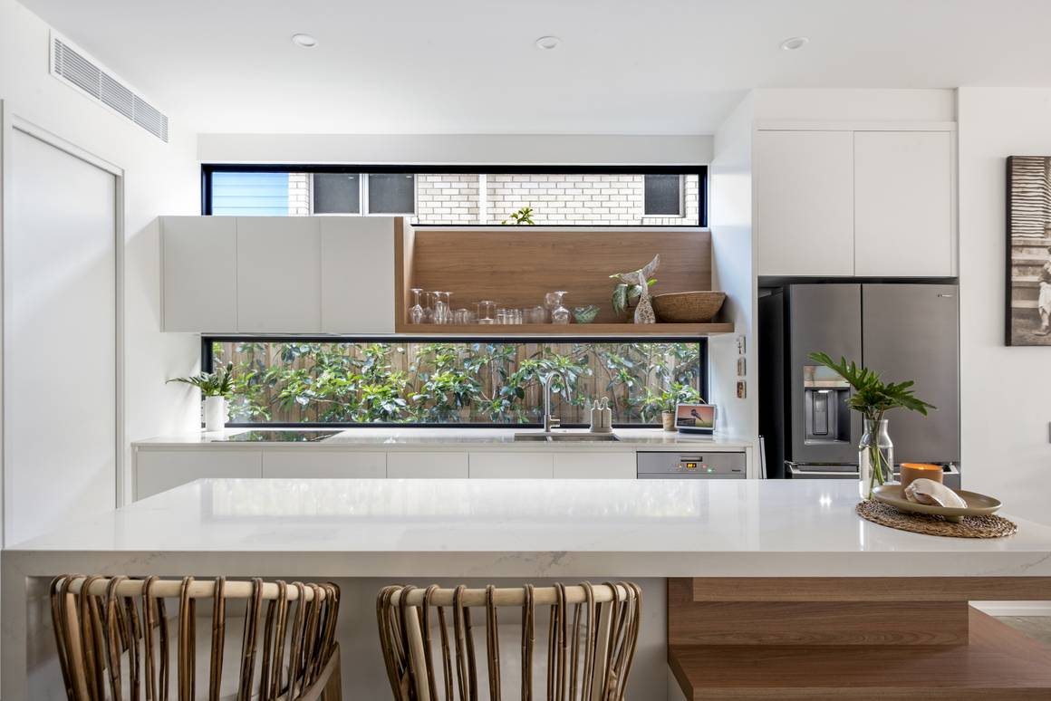 2/20 Petrel Avenue Mermaid Beach 4218 - Image 4