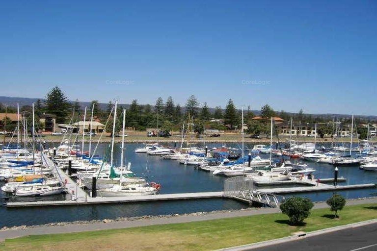 Berth G4 Patawalonga Frontage, Glenelg North SA 5045, Image 2