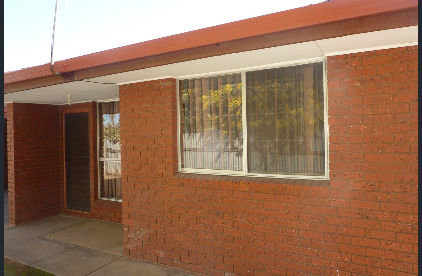 2 bedrooms Apartment / Unit / Flat in 2/107 High Street COBRAM VIC, 3644