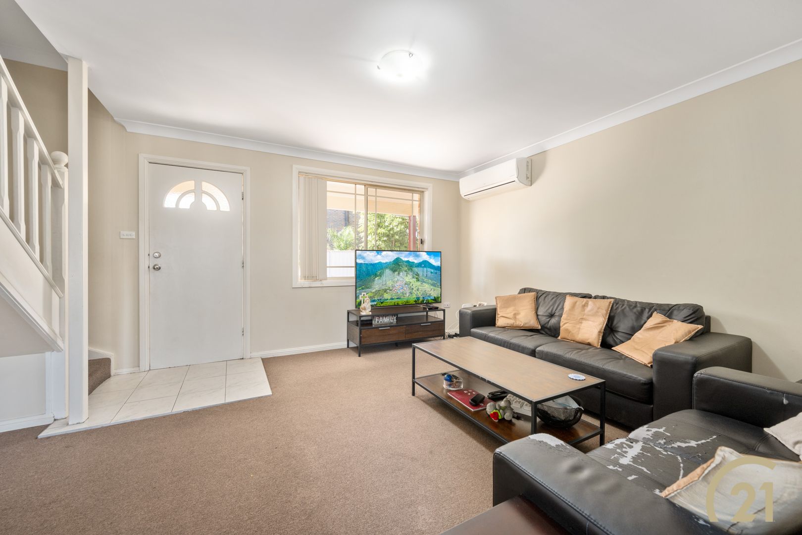 2/44 Eton Street, Smithfield NSW 2164, Image 1