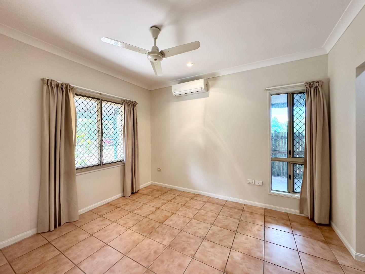 6 Fortunia Lane, Kirwan QLD 4817, Image 1