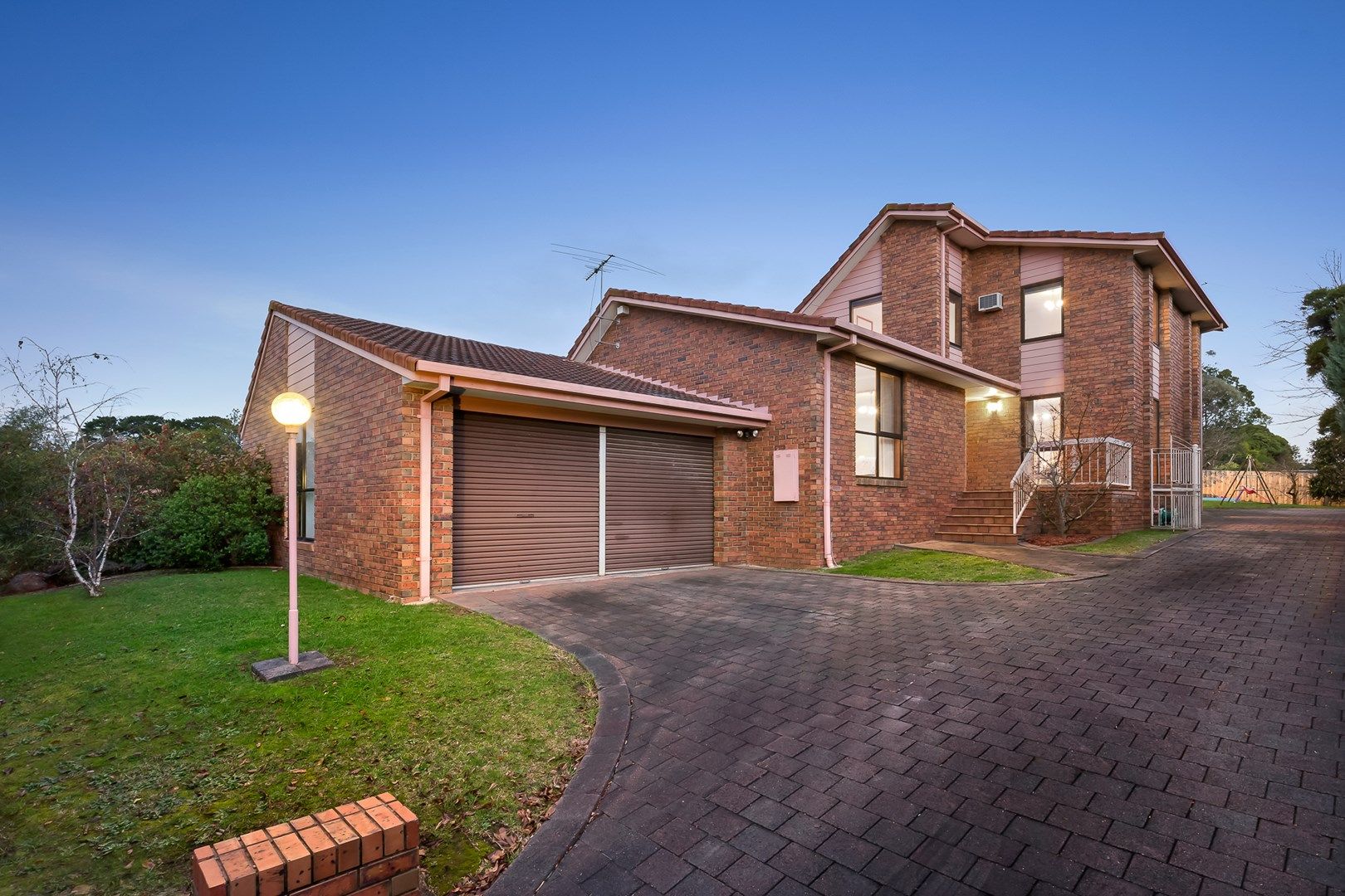 19 Athenry Terrace, Templestowe VIC 3106