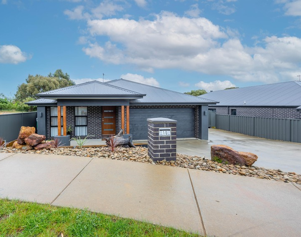 10 Rusty Rise, Brown Hill VIC 3350