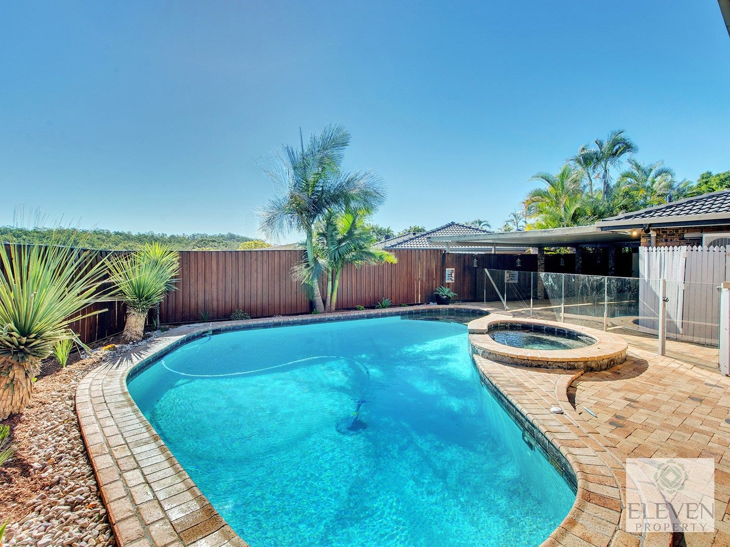 4 Wyncroft Street, Holland Park QLD 4121, Image 0